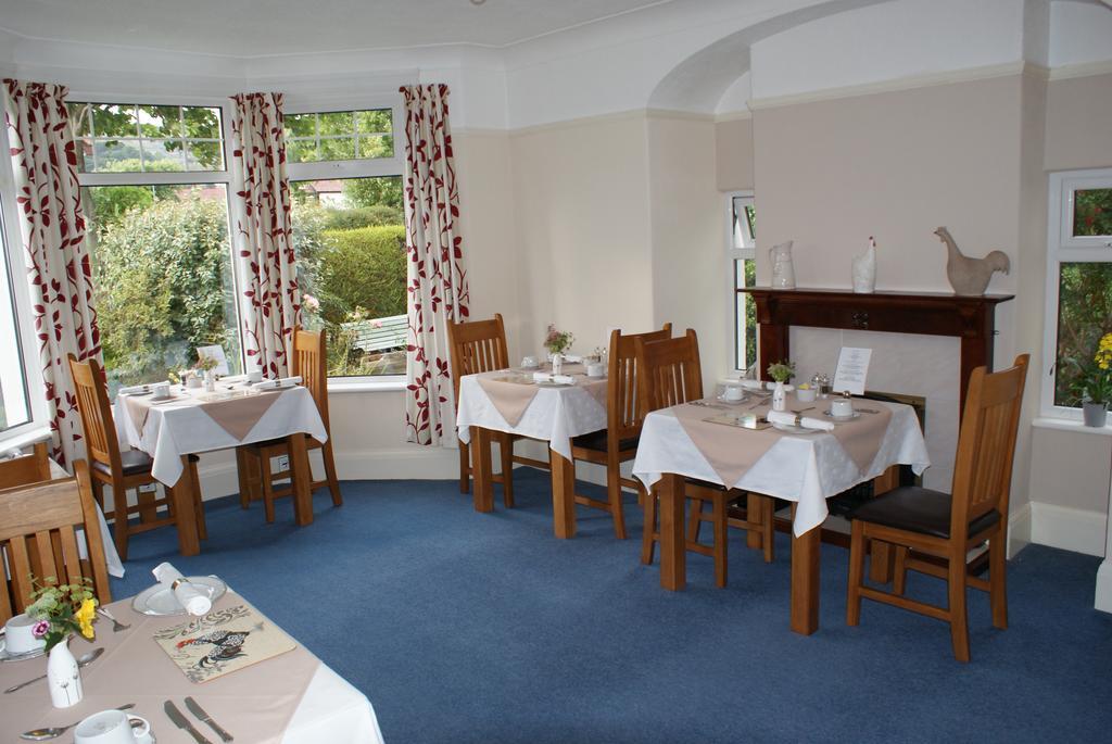 Cleave Court Guest House Llandudno Eksteriør bilde