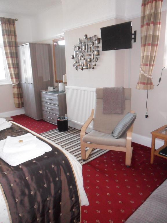 Cleave Court Guest House Llandudno Eksteriør bilde
