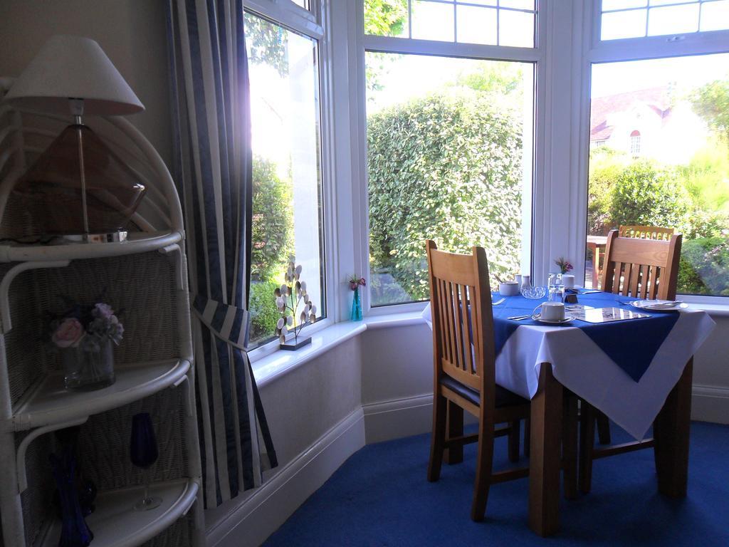 Cleave Court Guest House Llandudno Eksteriør bilde