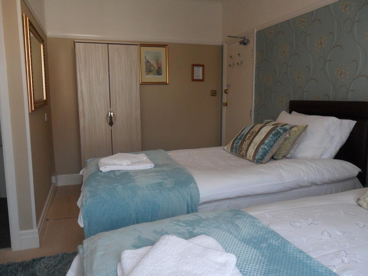 Cleave Court Guest House Llandudno Eksteriør bilde