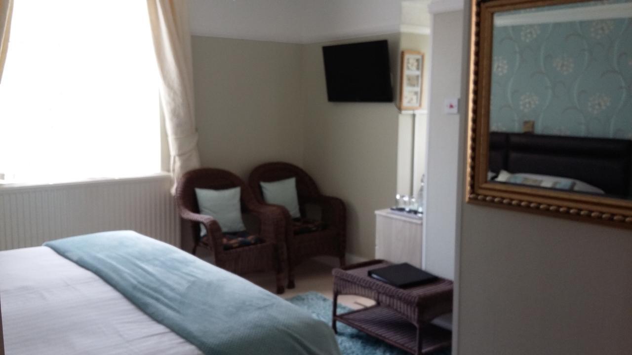 Cleave Court Guest House Llandudno Eksteriør bilde