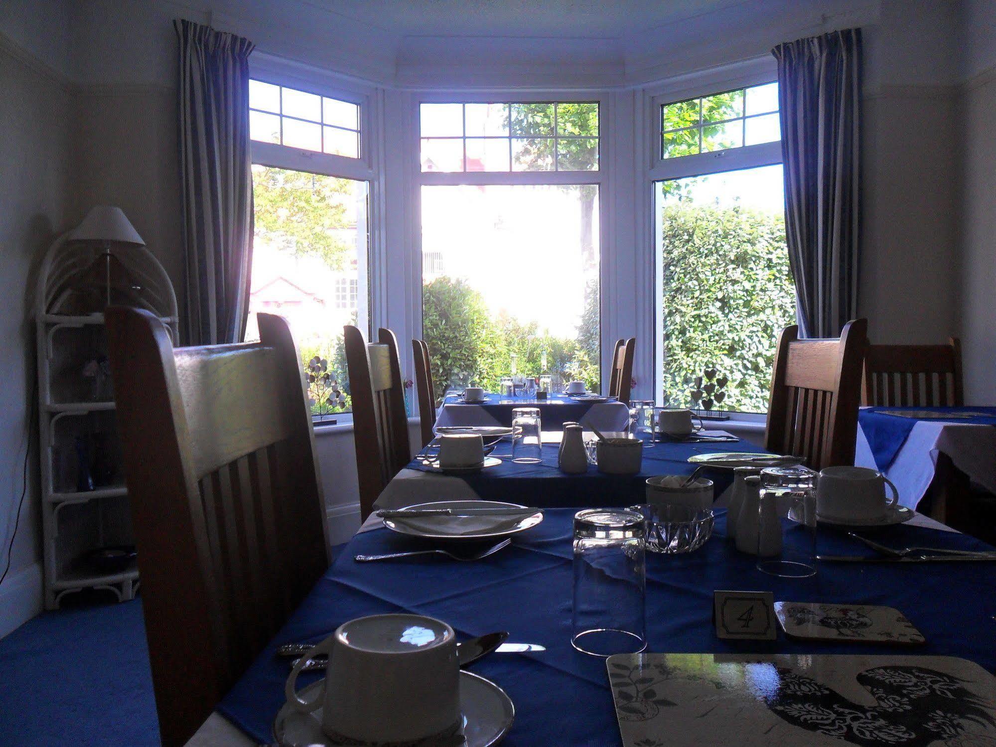 Cleave Court Guest House Llandudno Eksteriør bilde
